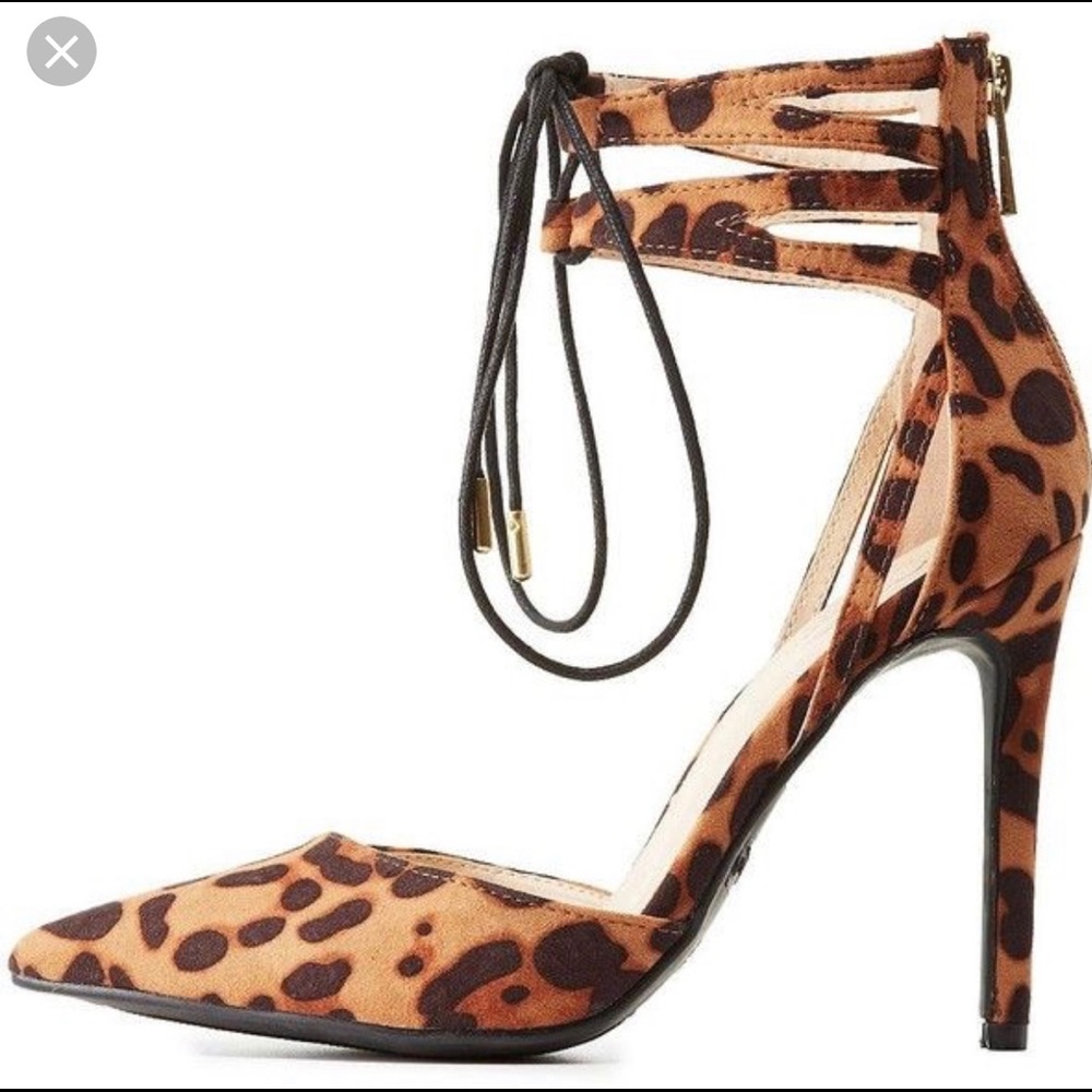 Leopard print heels💕